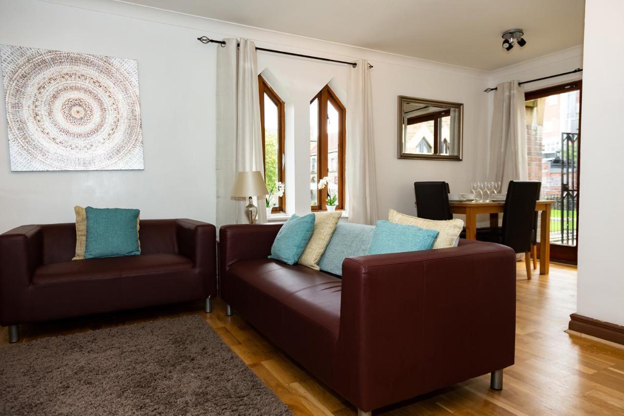 Alexander Apartments Newcastle מראה חיצוני תמונה